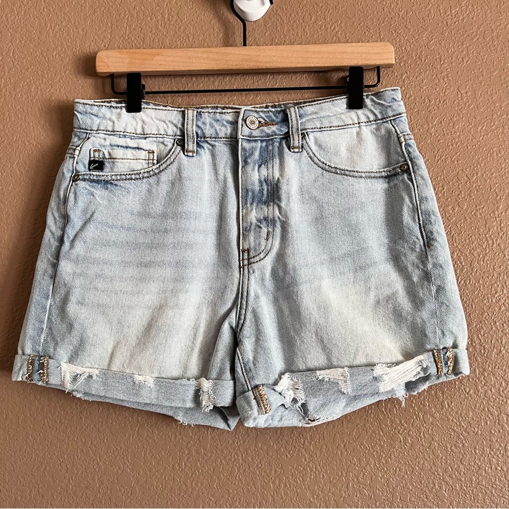 KanCan Distressed Light Denim Shorts Size 27